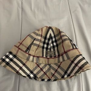 Burberry Vintage Bucket Hat